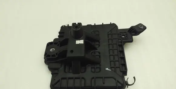 Battery tray