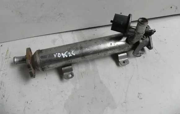Audi A3 S3 8P EGR valve cooler 03L131512L VD9525