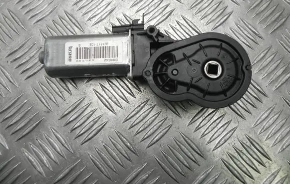 Audi A4 S4 B8 8K Seat adjustment motor 922173105 V1049