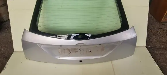 Ford Focus Tailgate/trunk/boot lid
