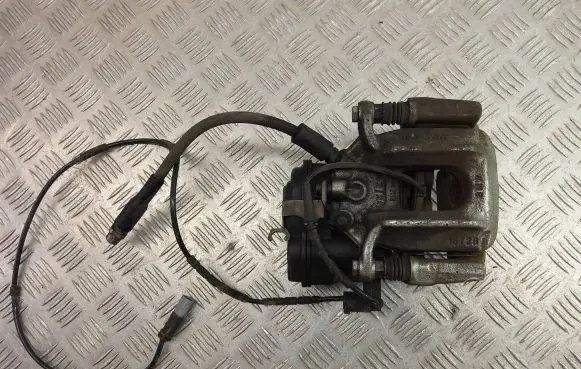 BMW X3 F25 Rear brake caliper