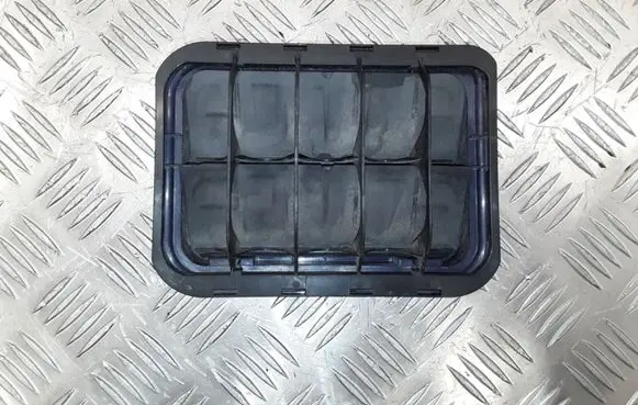Peugeot 407 Quarter panel pressure vent 9653401280