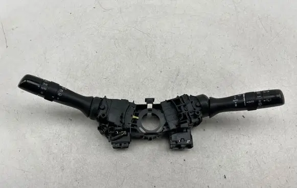 Wiper turn signal indicator stalk/switch