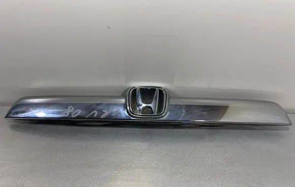 Honda CR-V Trunk door license plate light bar 74890SWWE010M1