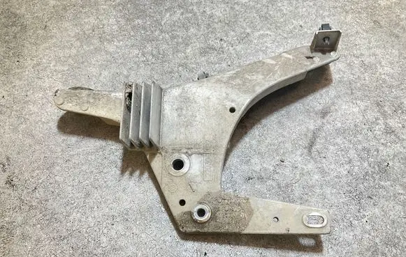 Polestar 2 Hybrid/electric vehicle battery bracket 32263393 43500 AEB0401