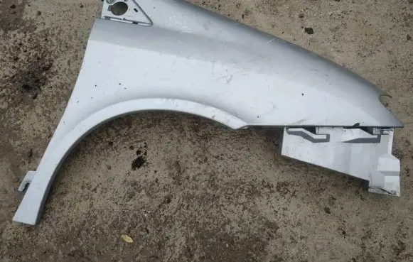 Lancia Phedra Fender PILKAS