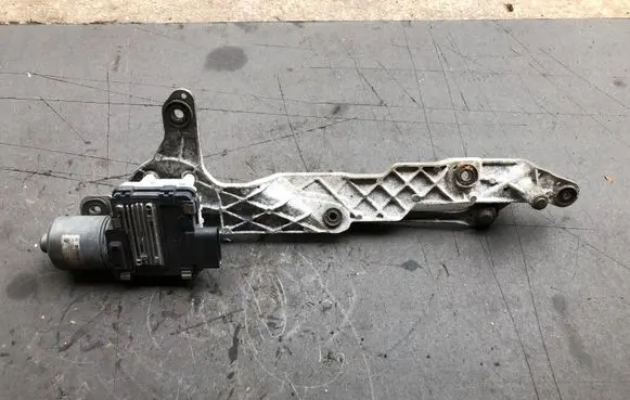 Volkswagen Phaeton Front wiper linkage and motor 3D1955024C 3D1955120B
