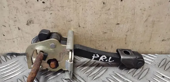 BMW X3 E83 Front door check strap stopper 3330951