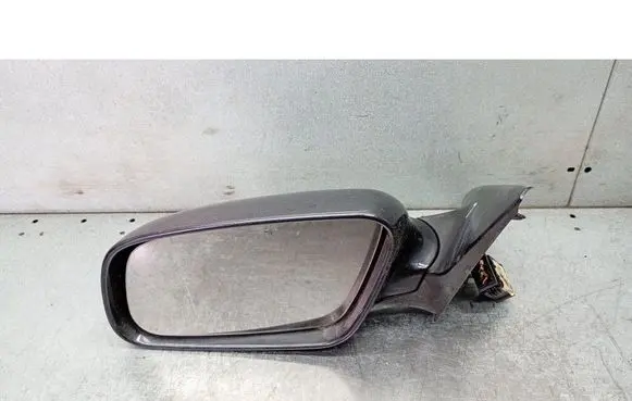 Audi A6 Allroad C5 Front door electric wing mirror 