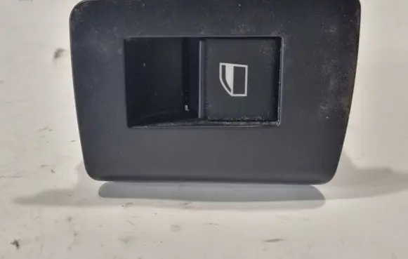 BMW X5 E53 Electric window control switch 8385956