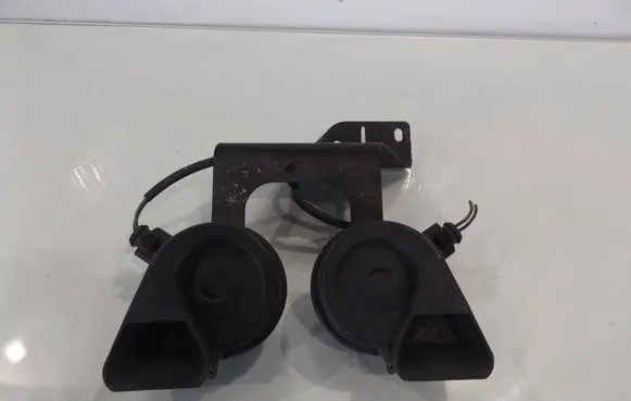 Audi A6 S6 C6 4F Horn signal 