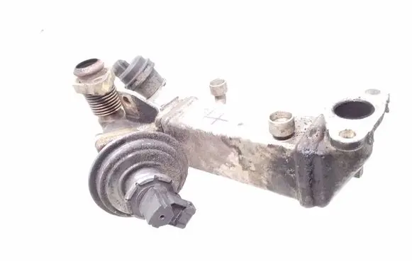 BMW 3 E90 E91 EGR valve 7801942 7797371