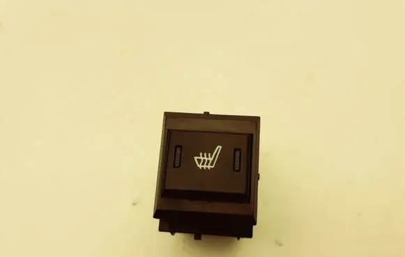 Land Rover Range Rover Sport L320 Seat heating switch YUF500120PVJ