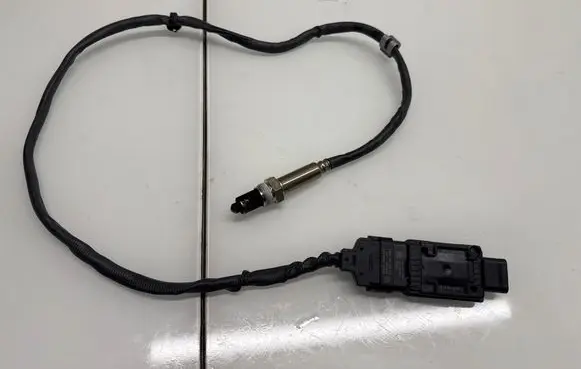 BMW X5 G05 Lambda probe sensor 8476457 A2C18478800