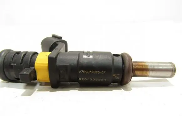 Peugeot 207 CC Fuel injector v75281768007