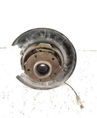 BMW 5 E39 Rear wheel hub 1115220 73P