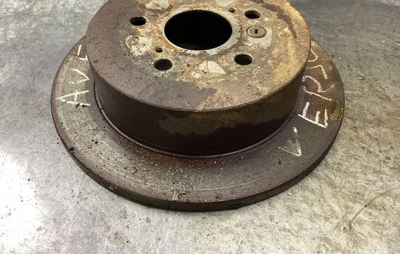 Toyota Avensis Verso Rear brake disc