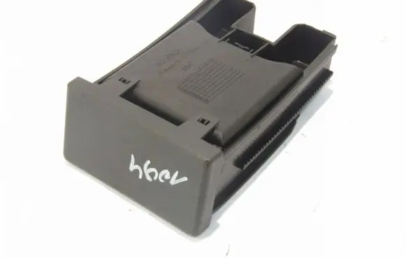 Nissan Primera Car ashtray