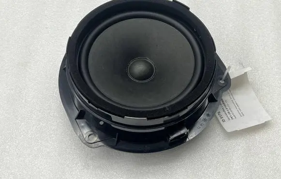 Audi A3 S3 8V Rear door speaker 8V4035411C