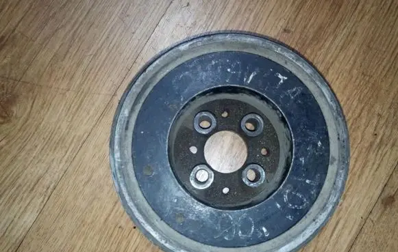 Skoda Octavia Mk1 (1U) Crankshaft pulley