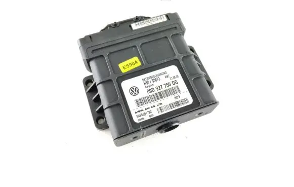 Volkswagen Touareg I Gearbox control unit/module 09D927750DQ H50S0873
