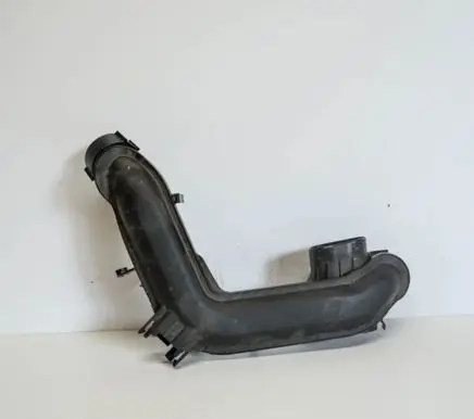 Skoda Fabia Mk3 (NJ) Intercooler hose/pipe 04C145673B