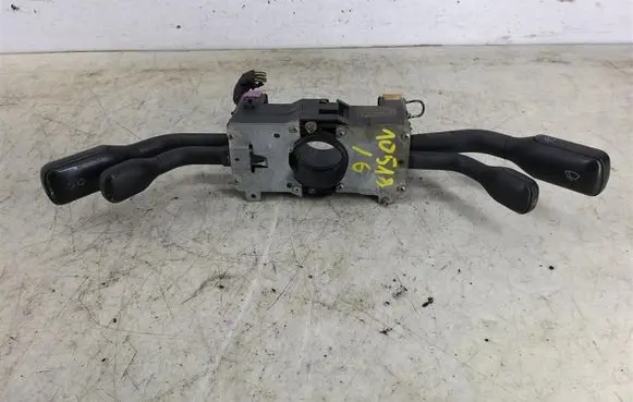 Audi 80 90 B3 Indicator stalk 443953513H