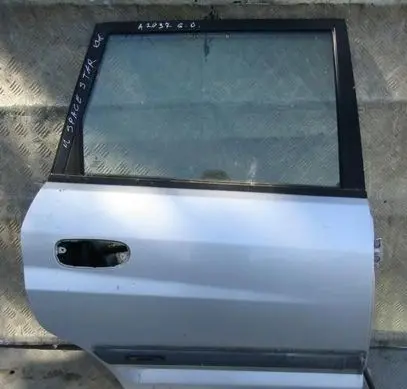 Mitsubishi Space Star Rear door