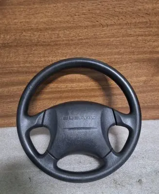Subaru Legacy Steering wheel E13030046