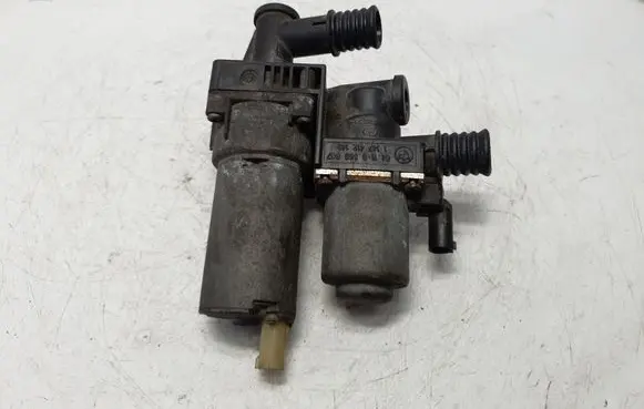 BMW X3 E83 Coolant heater control valve 8369807 64118369807
