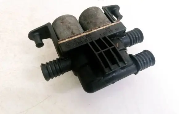 Land Rover Range Rover L322 Coolant heater control valve 6412837499502 64128374995-02