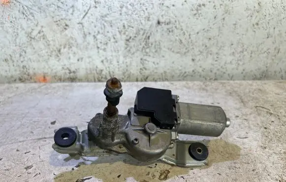 Toyota Corolla E120 E130 Rear window wiper motor 8513002020 1592006210