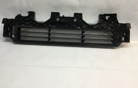 Audi e-tron Intercooler air guide/duct channel 4KE.807.771.A