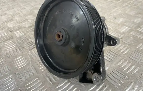 Mercedes-Benz S W221 Power steering pump 0054662001 LH2113596