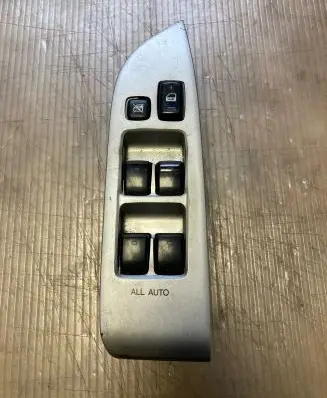 Lexus RX 300 Electric window control switch 8404048090