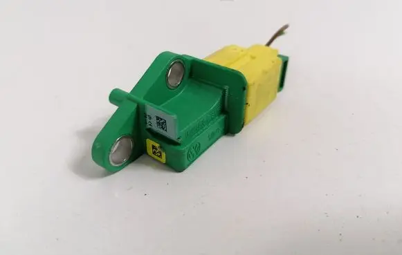 Audi A5 8T 8F Airbag deployment crash/impact sensor 1K0909606C