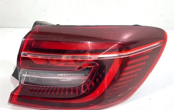Renault Clio V Rear/tail lights 265504885R
