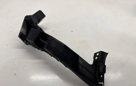 Alfa Romeo Stelvio Rear bumper mounting bracket 50535781