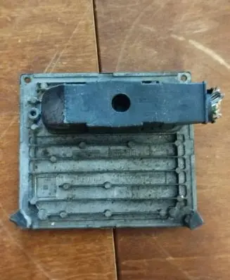 Ford Fiesta Engine control unit/module 4s6112a650se s120977015g