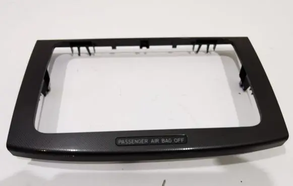 Volkswagen PASSAT B6 Radio/GPS head unit trim 318410100