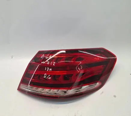 Mercedes-Benz E C207 W207 Rear/tail lights