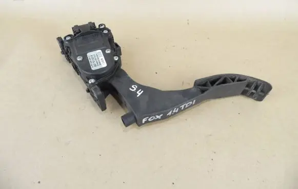 Volkswagen Fox Accelerator throttle pedal 6PV00849501 6Q1721503B