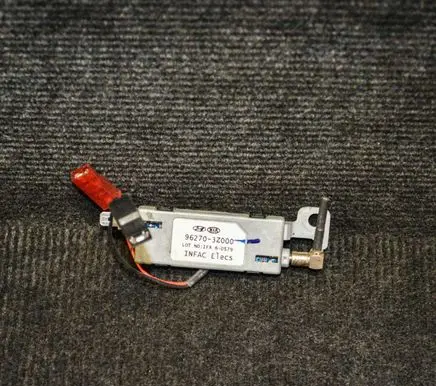 Hyundai i40 Aerial antenna amplifier 962703Z000