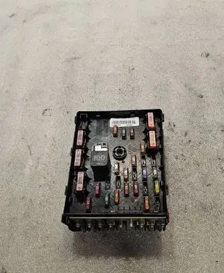 Volkswagen PASSAT B6 Fuse module 3c0971249d 3C0971249D 210238