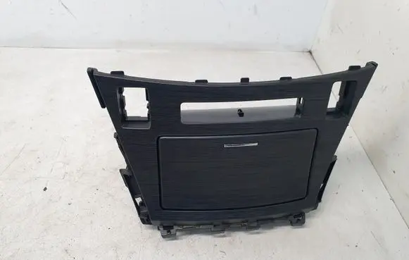 Toyota Avensis T270 Car ashtray 5880405050