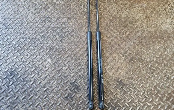 Ford Focus Tailgate/trunk strut/damper BM51A406A10AE