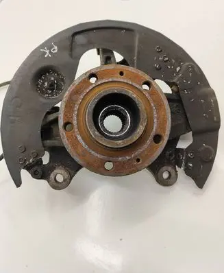Peugeot 308 Front wheel hub