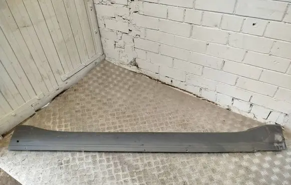 Mitsubishi Pajero Sill 7405A094