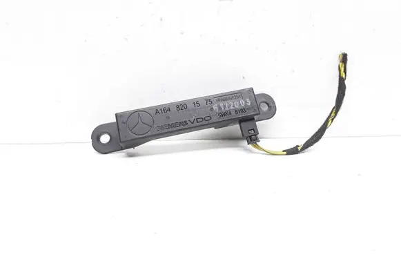 Mercedes-Benz S W221 Keyless system antenna A1648201575