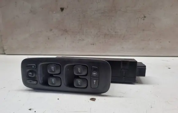 Volvo V70 Electric window control switch 9452959 M0D41E00015 00W41E